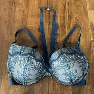 NWT Victoria’s Secret lingerie bra 34D